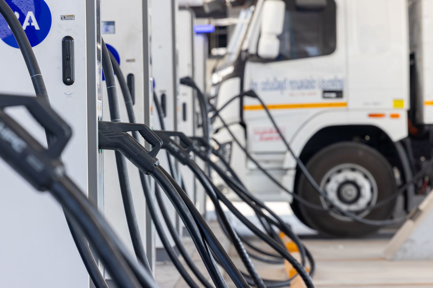 Electric Commercial Trucks